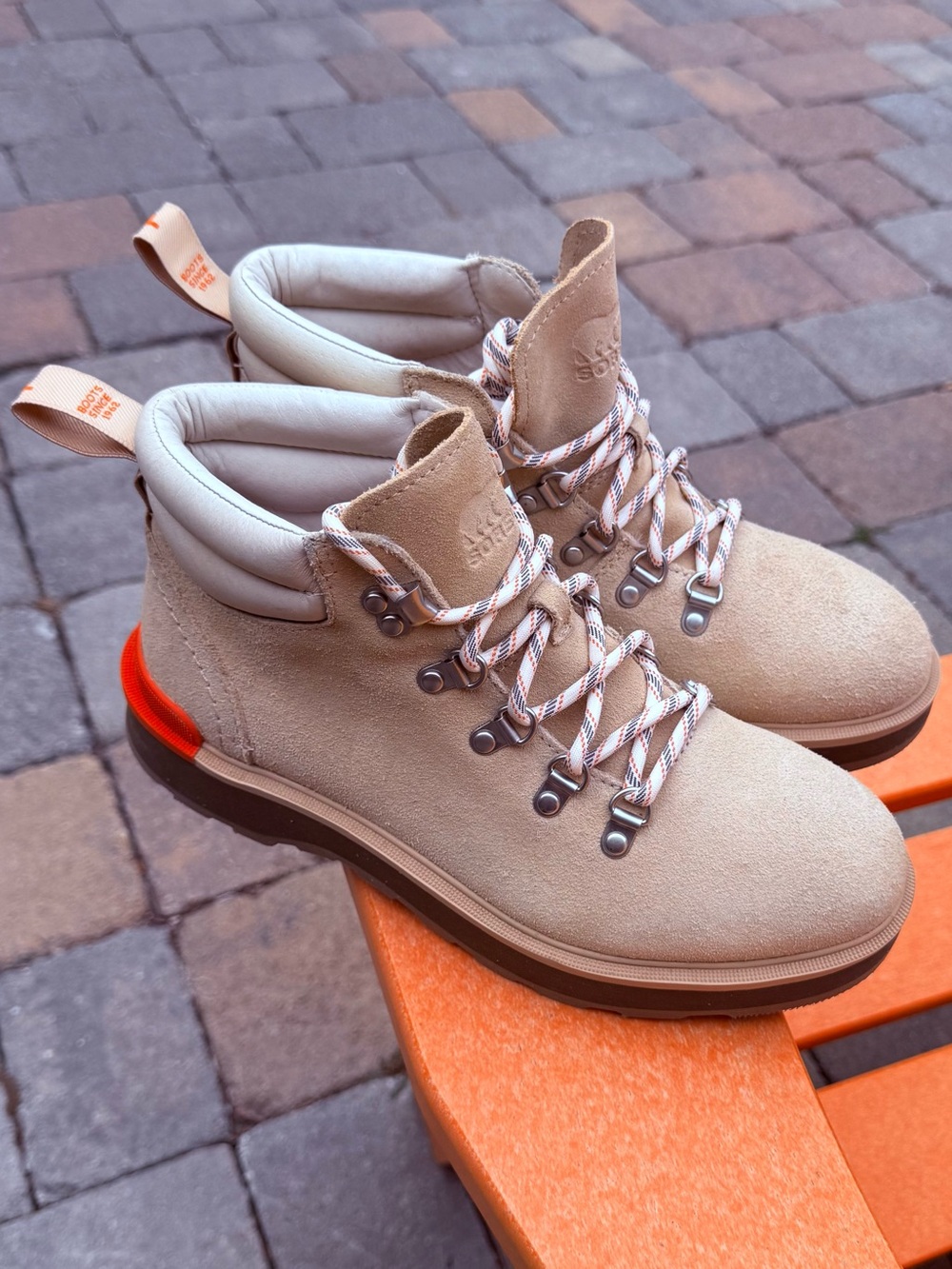 Womens US Size 8.5 Sorel Hi-Line Hiker Suede Waterproof Tan Boots - (NL4878-209)